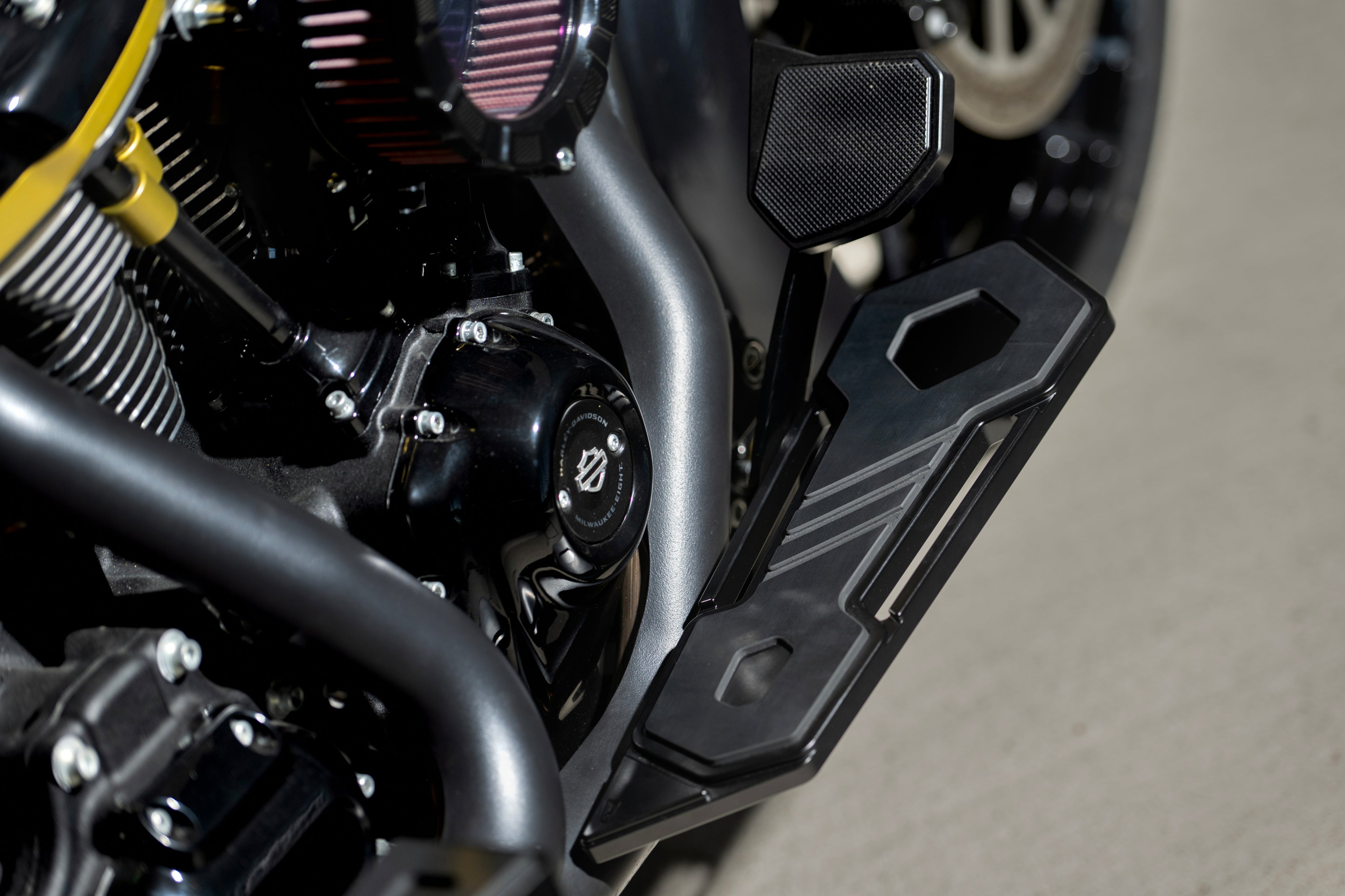 Hexa series Harley Davidson Driver floorboards 2