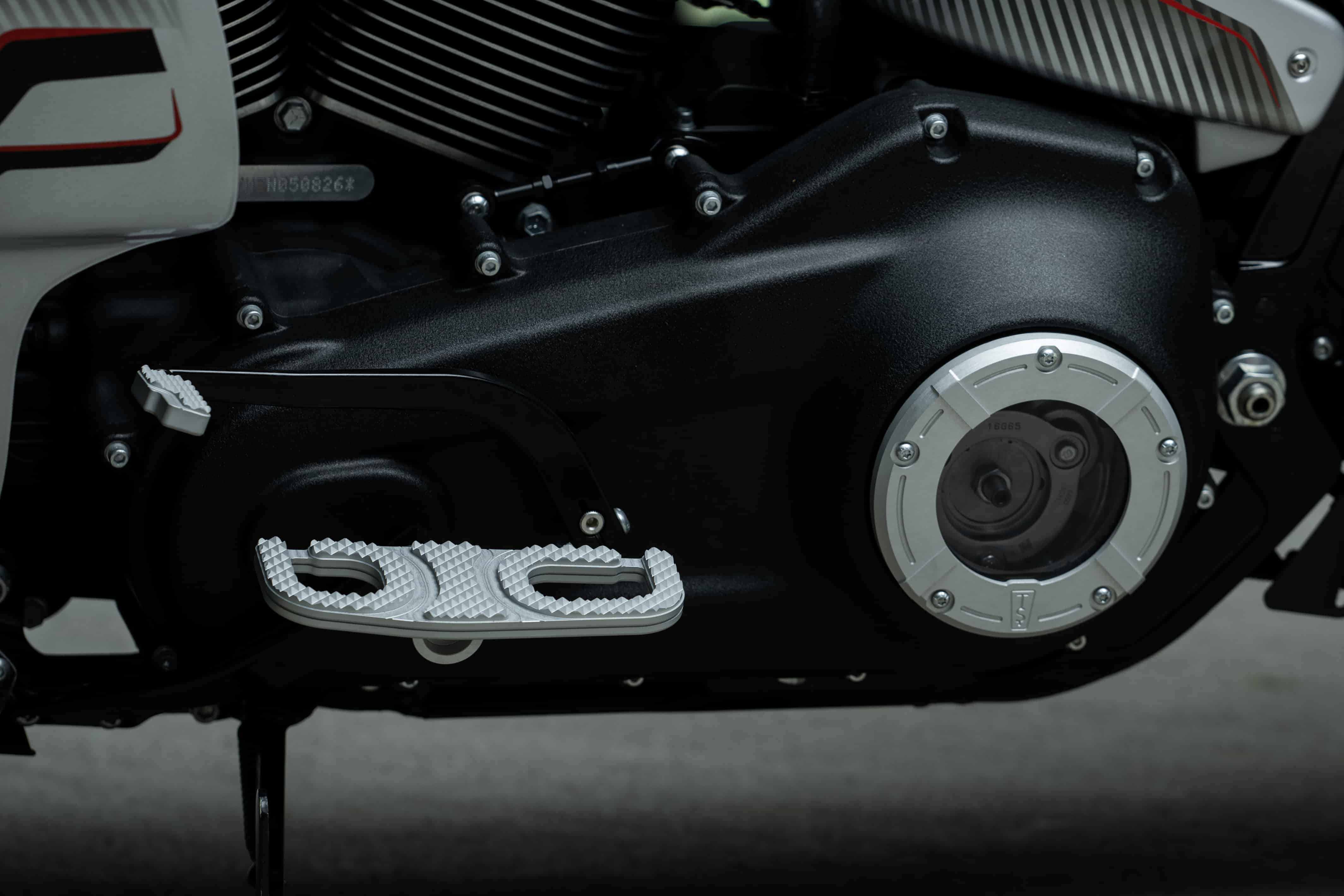 Mini floorboards for HD Softail 2018+ models 2