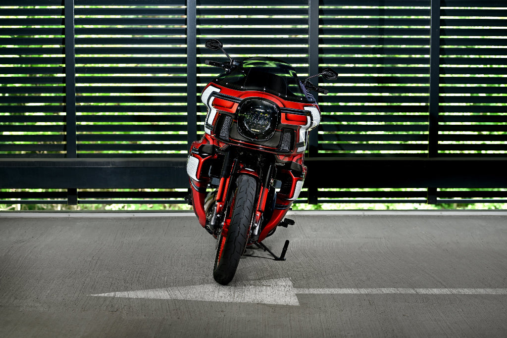 Front photo of Harley Davidson Softail FXLRS with FXR Style fairing.