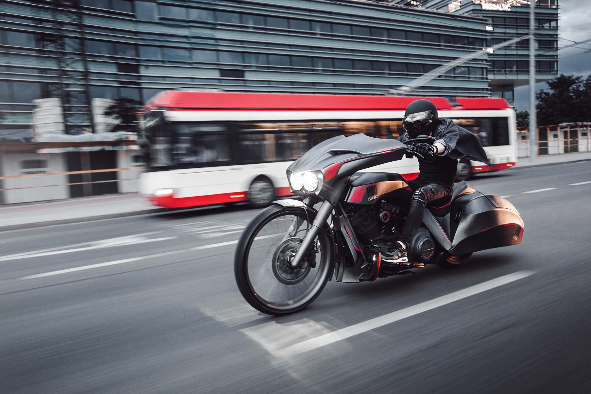 Rolling shot futuristic bagger pro logic