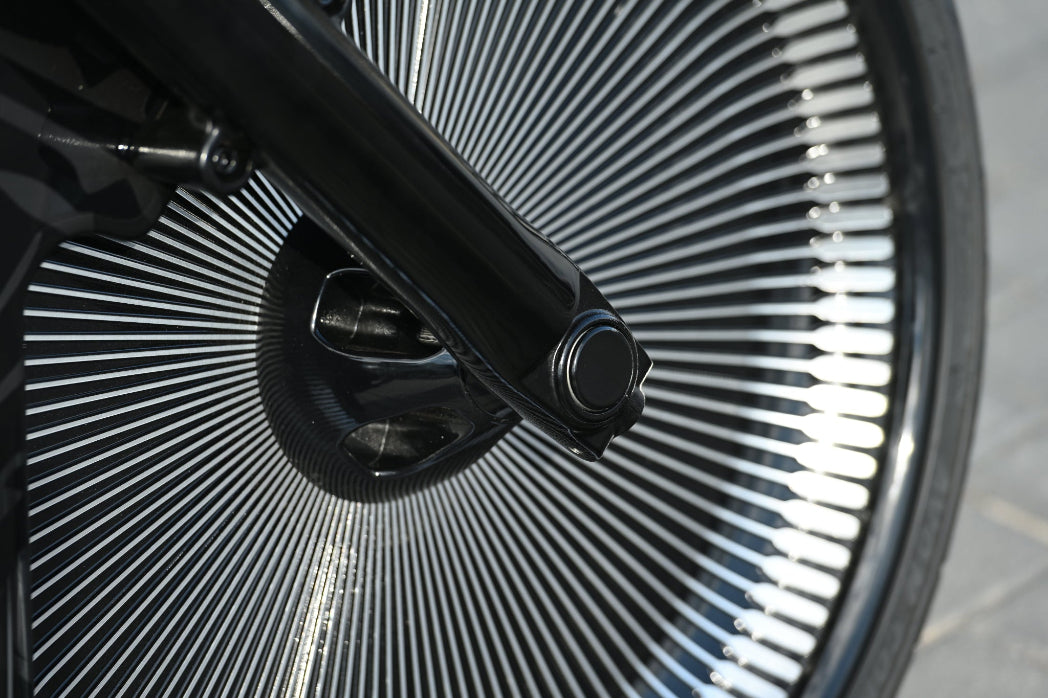 Front axle covers for Softail 2018-2025 models with regular front forks