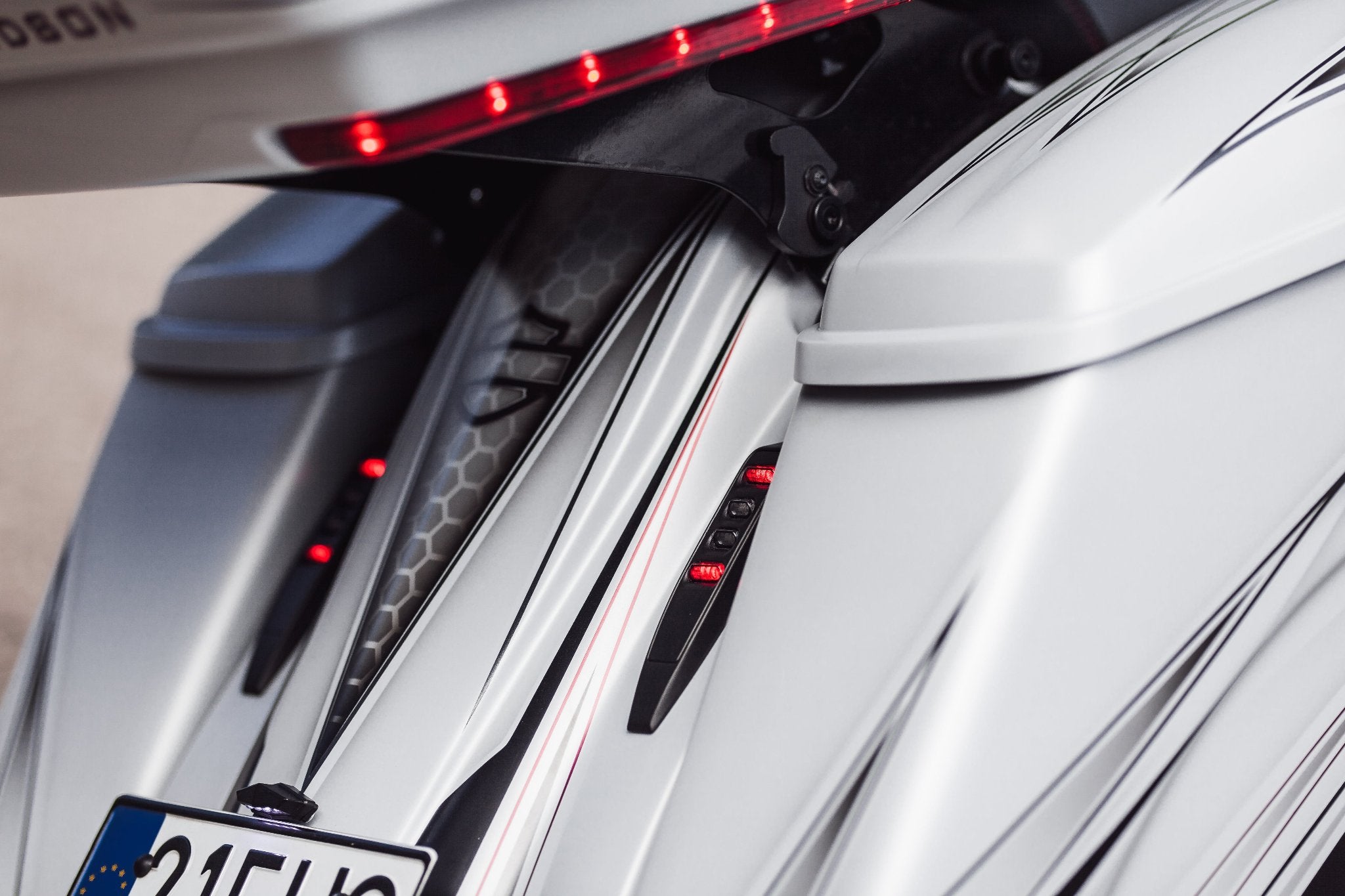Drop style LED 3in1 Taillights made by Tommy&Sons, mounted on a Harley Davidson Road Glide 2017.