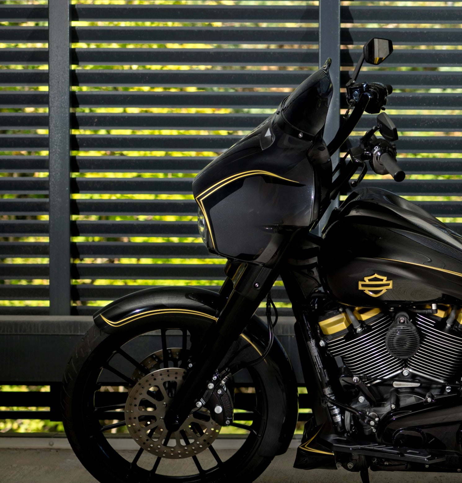 7.5" Tinted windhsield for Harley Davidson FLH: Electra Glide, Ultra Glide, Tri Glide, Street Glide
