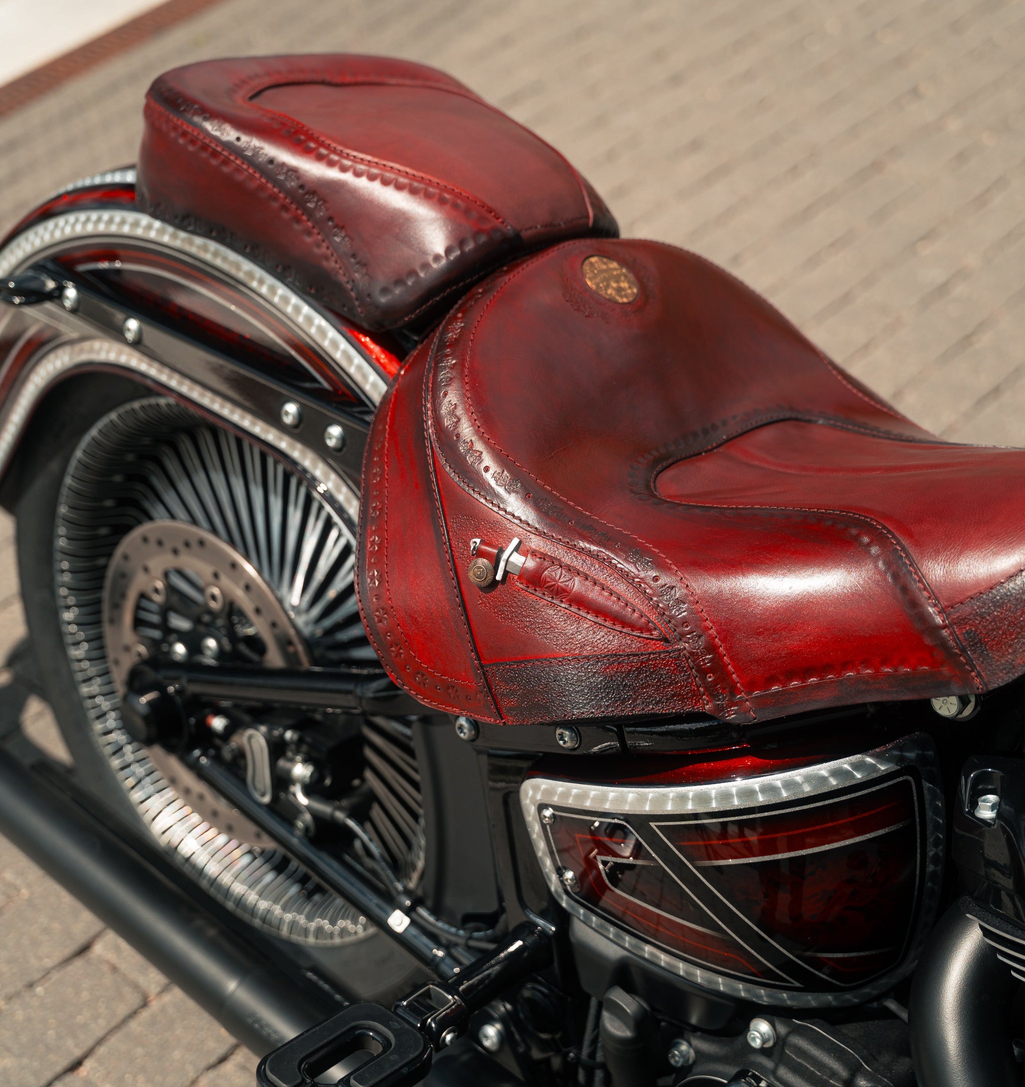 Nautral leather chicano seat