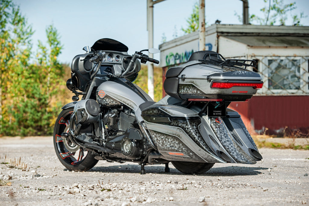 Harley Davidson Electra Glide bagger photographed from rear