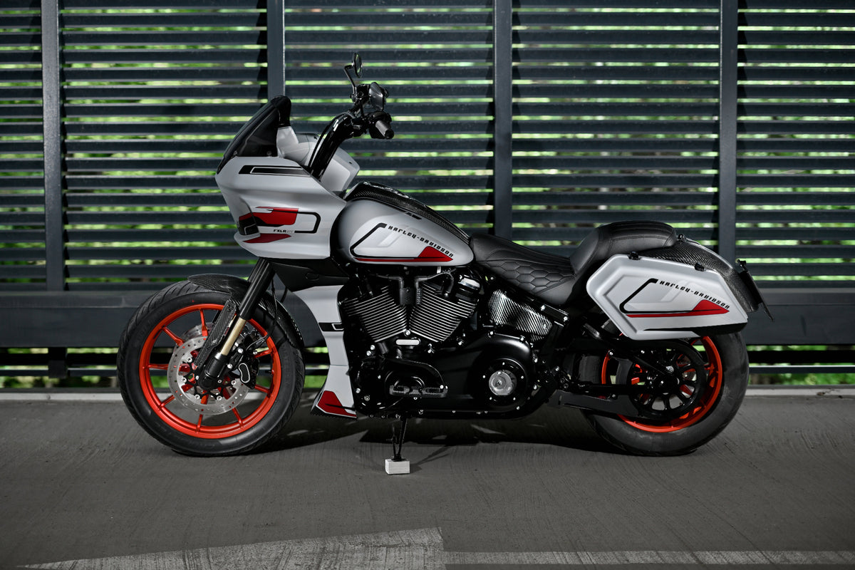 Custom clubstyle FXLRST project with carbon fiber parts