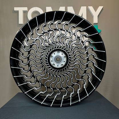 Tommy&Sons 23"x3,75" front wheel for harley davidson Touring real straight
