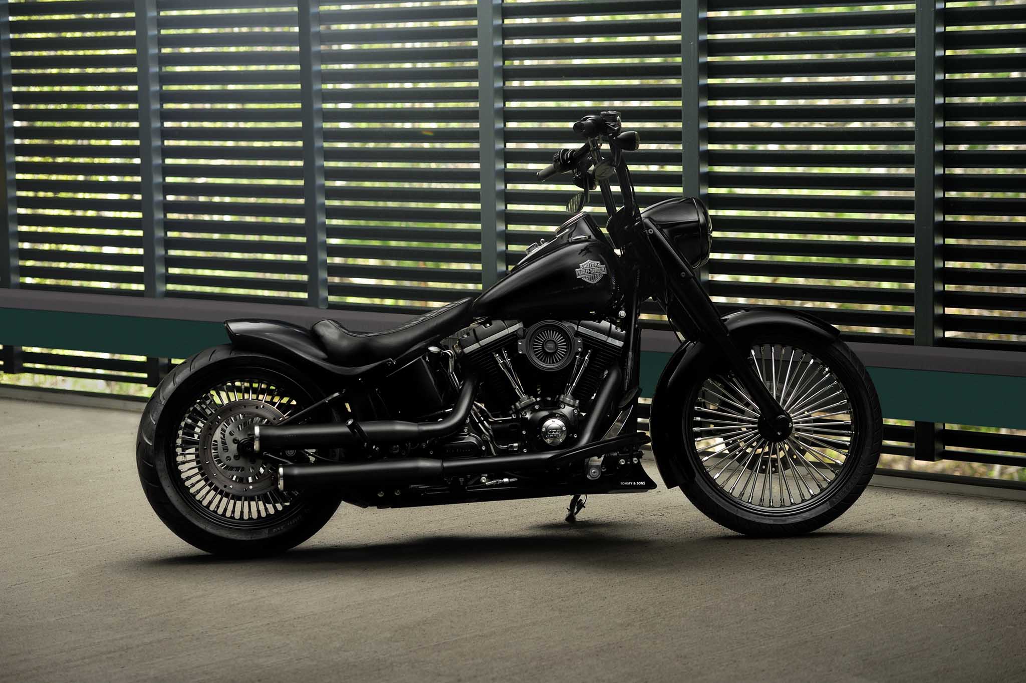 Outlaw Series Radiator Cover for Harley Davidson Softail 2007-2017 models - Tommy&Sons