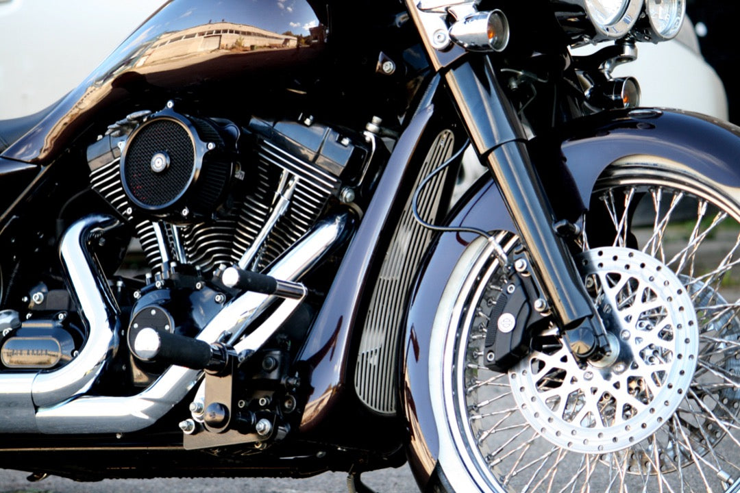 Bolt on Chin Spoiler with chrome Grill for Harley Davidson Touring 1996-2010 models - Tommy&Sons