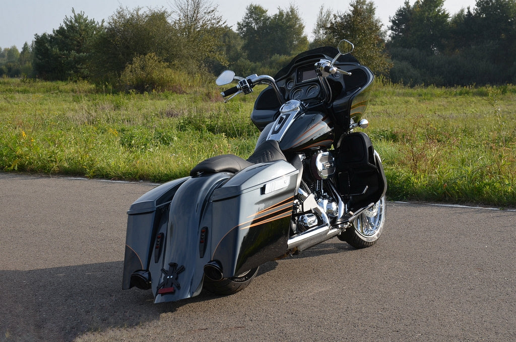 T&S Set of bolt on type Stretched Fender and Saddlebags for Harley Davidson Touring 2009-2013 models - Tommy&Sons